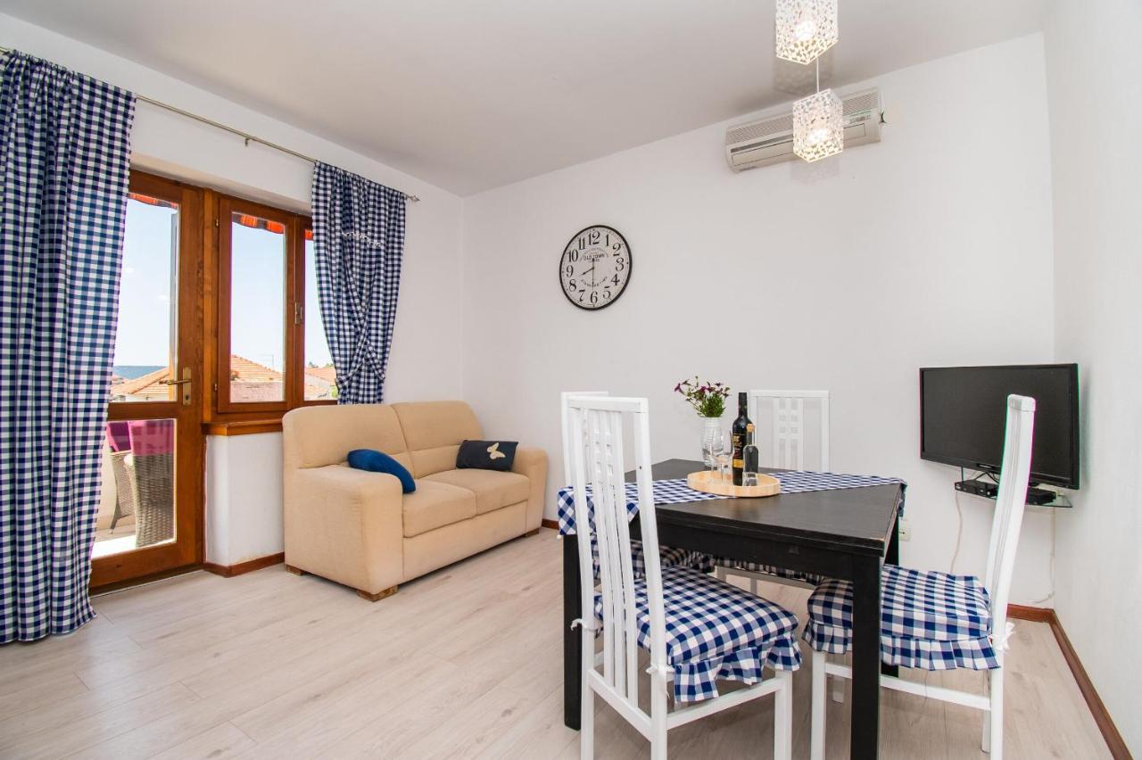 Apartments Happy Place Vodice Luaran gambar